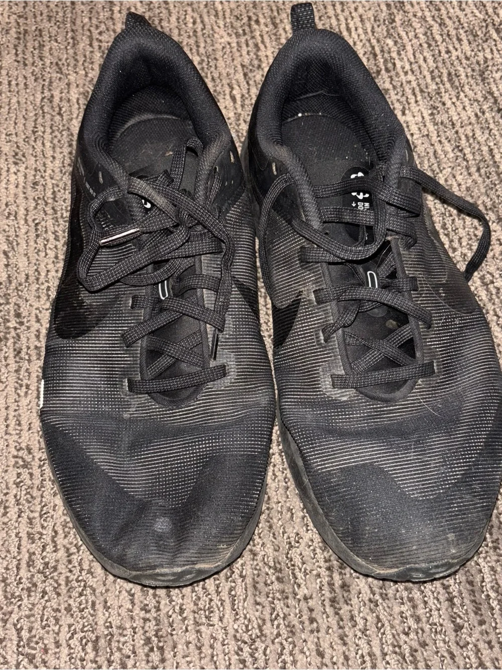 Nike Black Men's Lightweight Downshifter 12 Sneakers